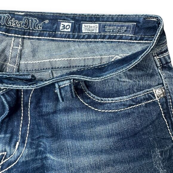 MISS ME Women’s Medium Blue Wash Bling Embellished Distressed Capri Crop Jeans S - Picture 3 of 6